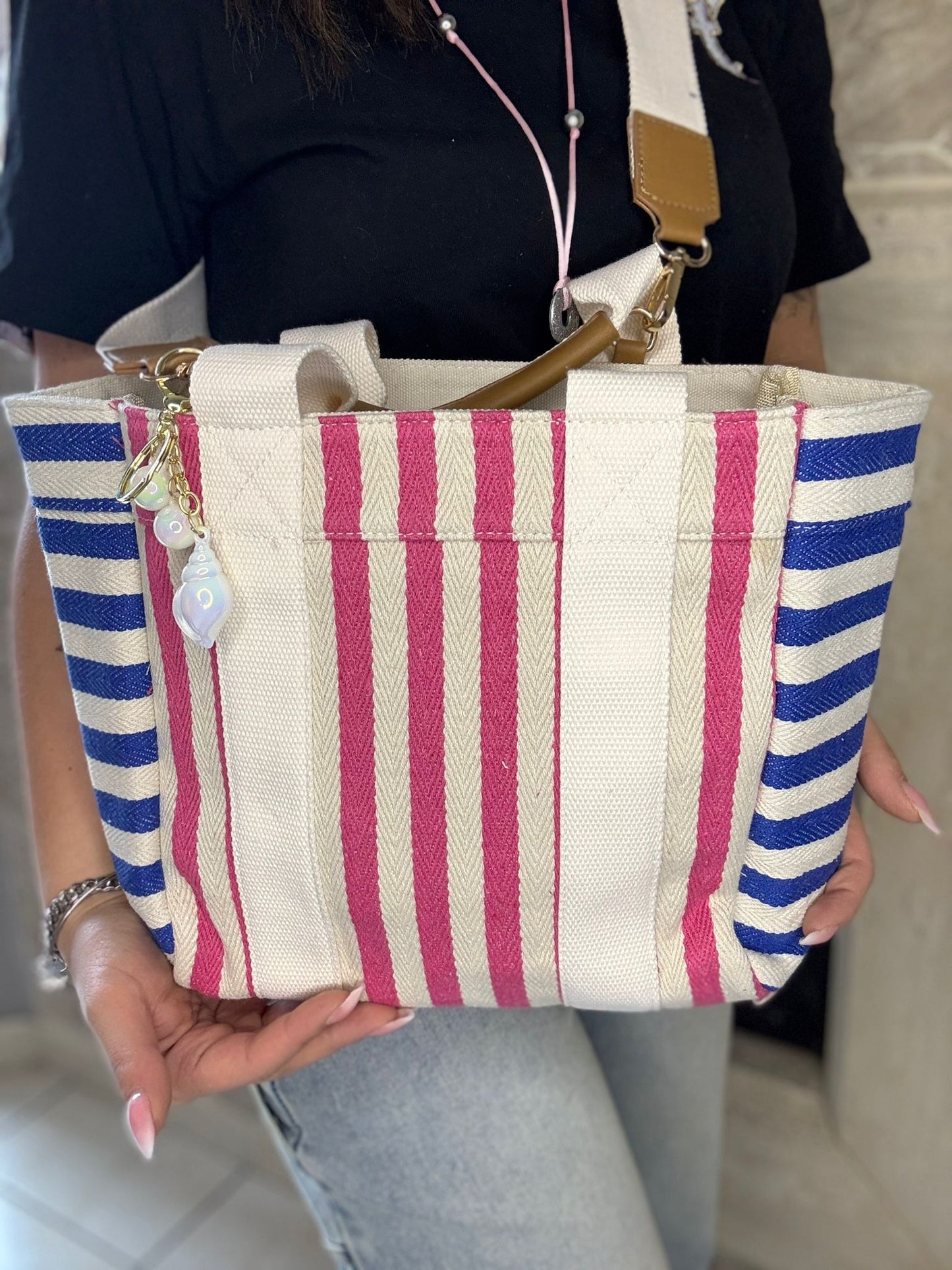Borsa Eva