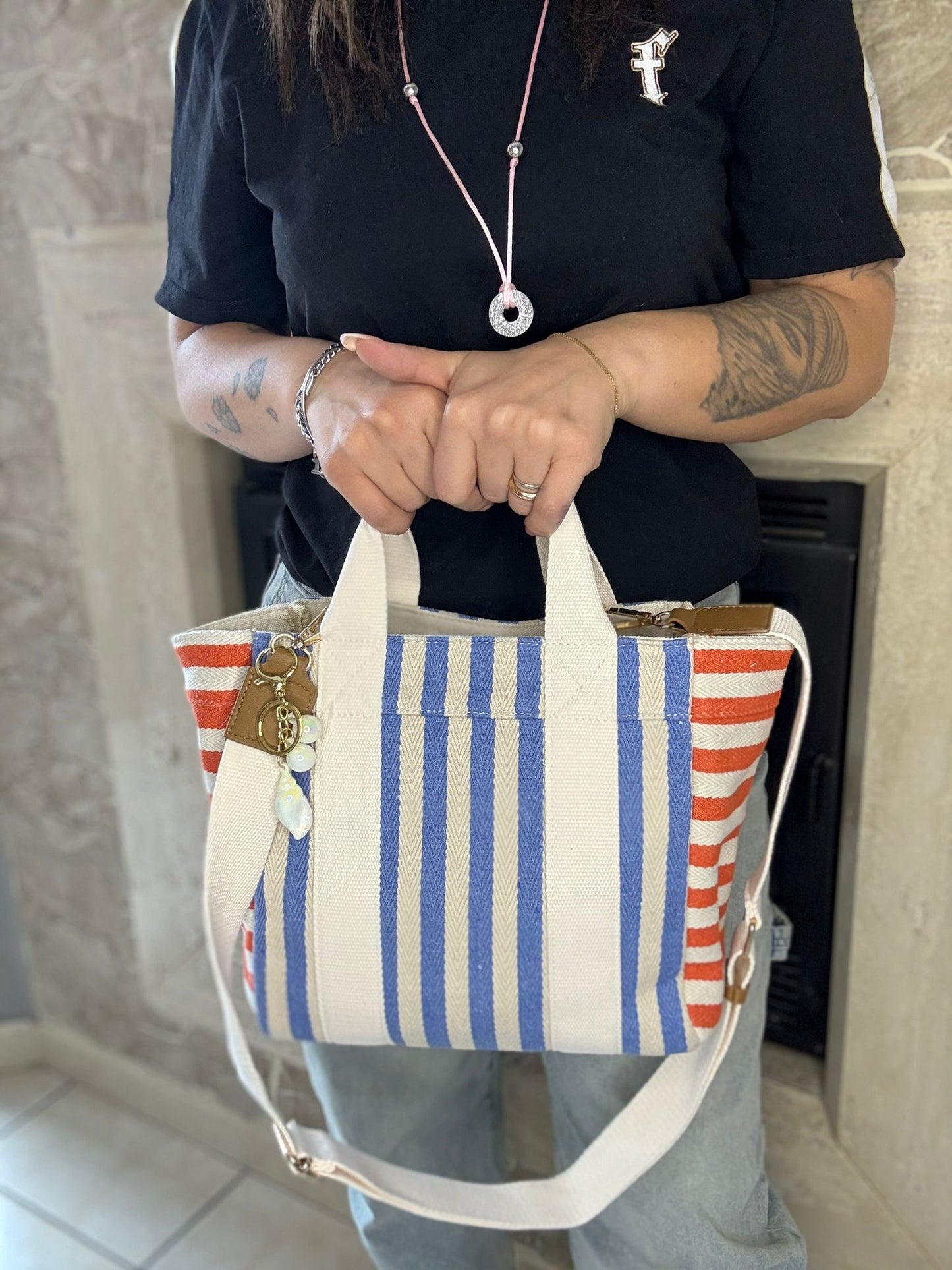 Borsa Eva