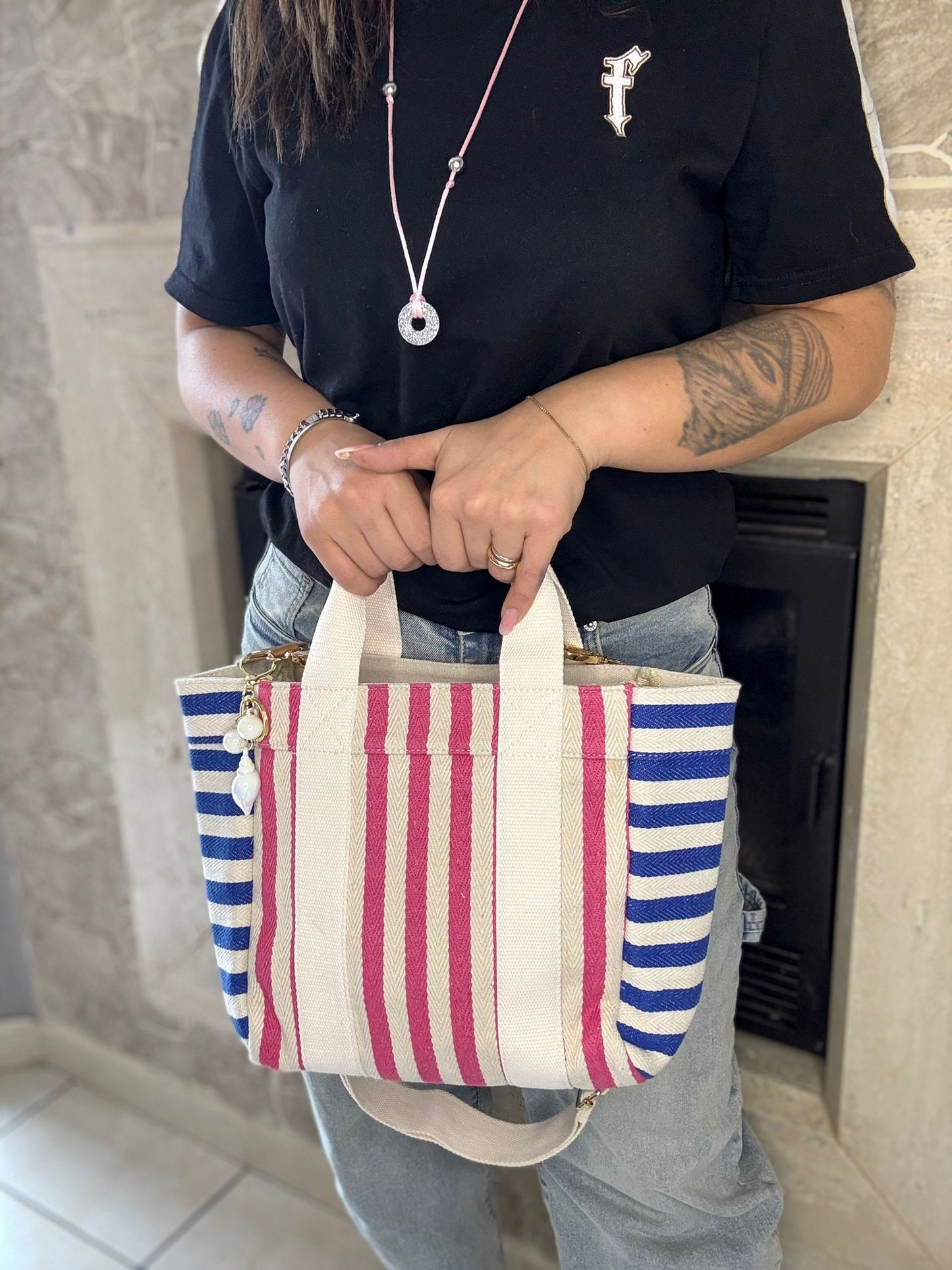 Borsa Eva